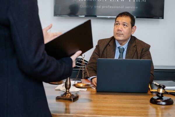 Como contestar demissão sem justa causa: guia estratégico para vencer